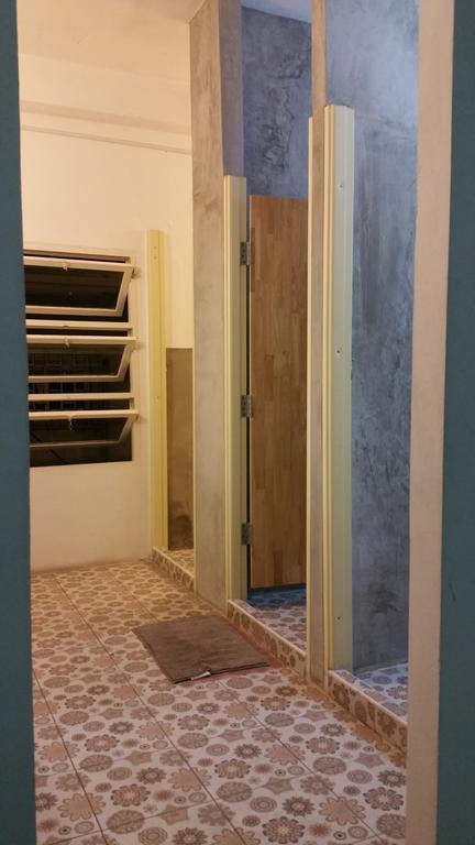 בנגקוק Green Home Hostel And Massage מראה חיצוני תמונה
