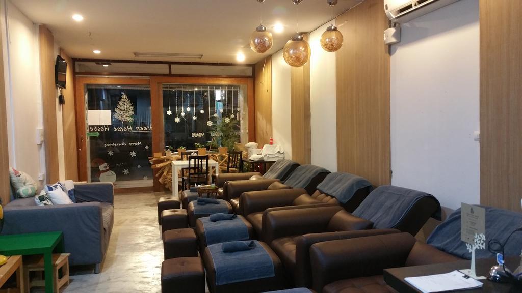 בנגקוק Green Home Hostel And Massage מראה חיצוני תמונה