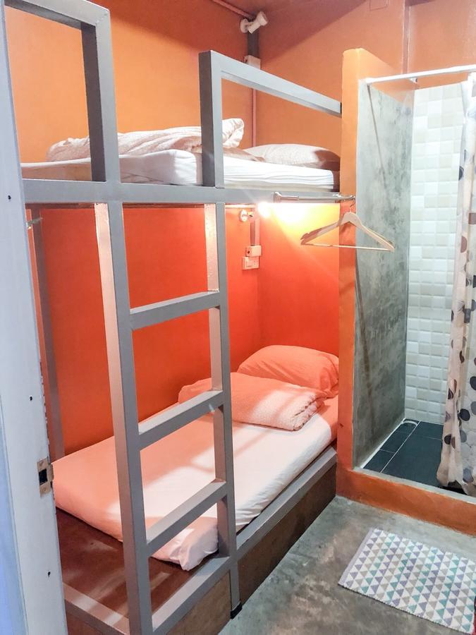 בנגקוק Green Home Hostel And Massage מראה חיצוני תמונה
